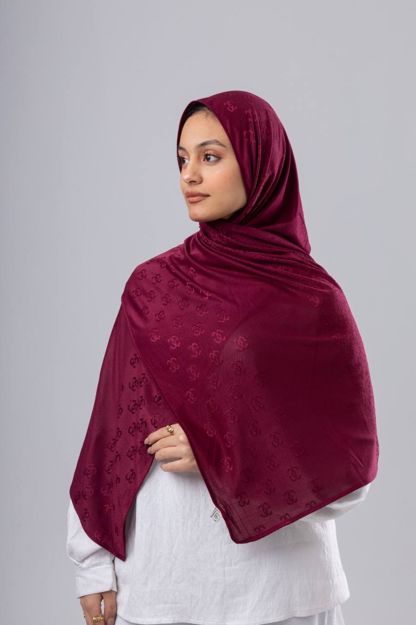 C Jacquard Kuwaiti Scarf in Burgundy #Color_Burgundy