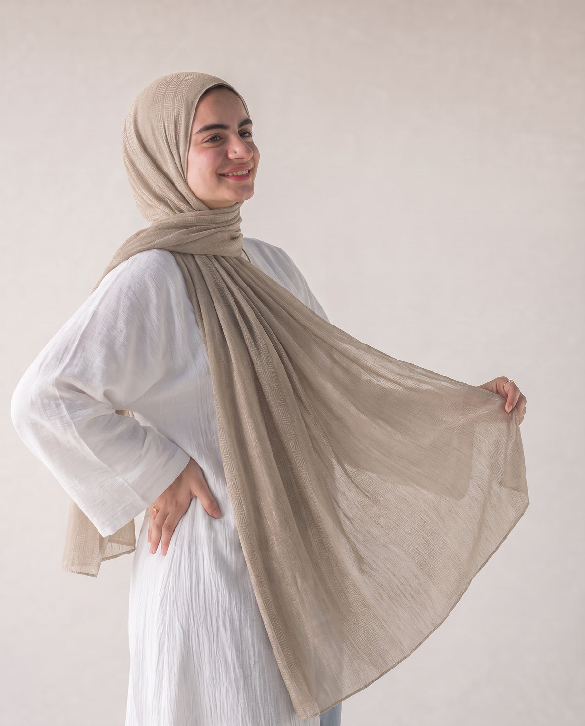 Athena Key Kuwaiti Scarf - Cafe