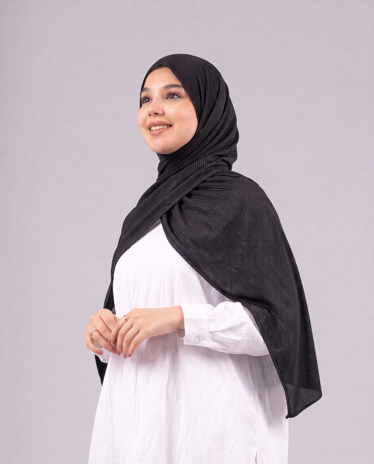 Mirage Pleat Kuwaiti Scarf - Black