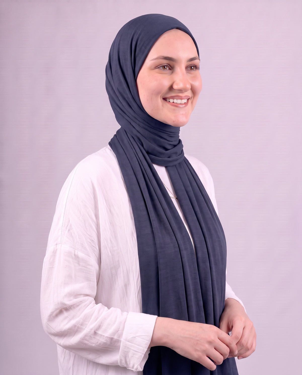 Plain Kuwaiti Scarf - Navy