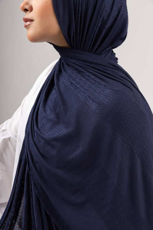 Desert Scale Kuwaiti Scarf in Navy #Color_Navy