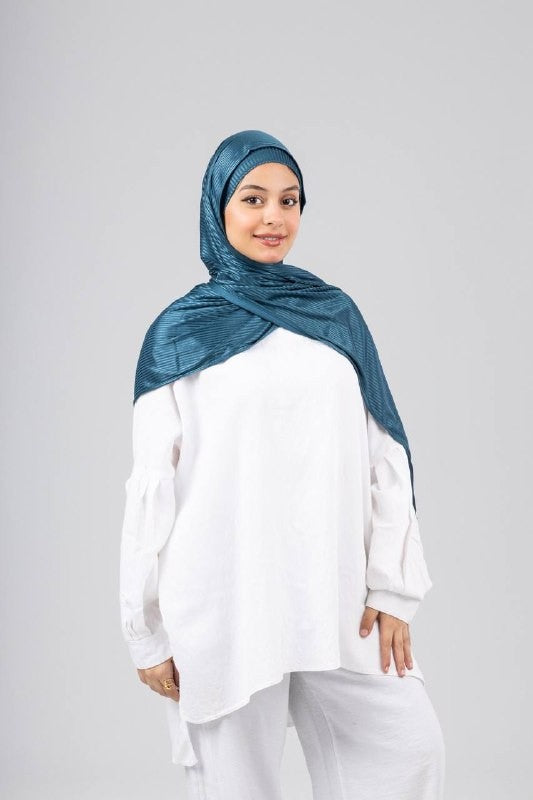 Mirage Pleat Kuwaiti Scarf in Teal #Color_Teal