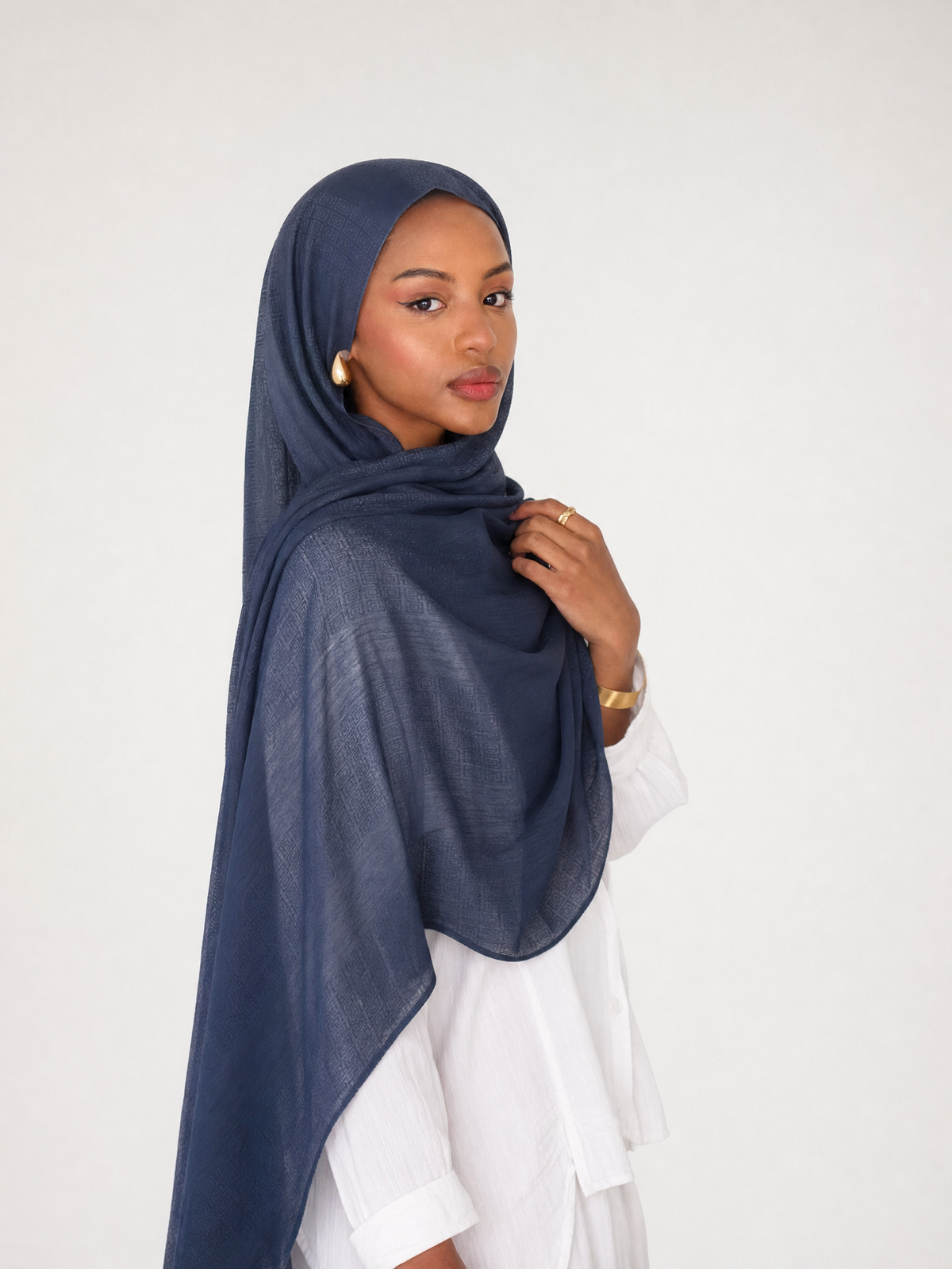 Athena Key Kuwaiti scarf in Navy with Greek key jacquard stripe design #Color_Navy