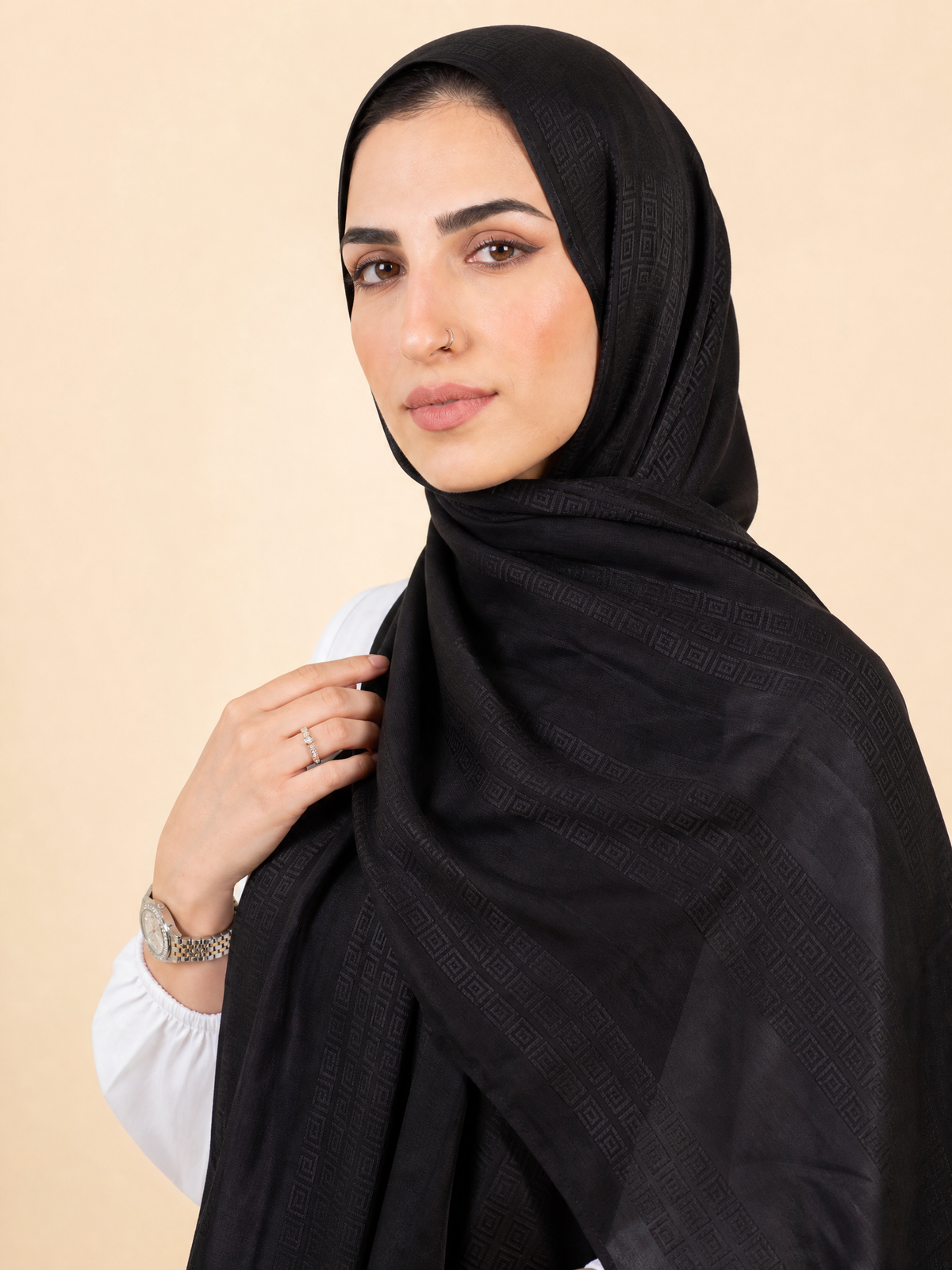Athena Key Kuwaiti scarf in Black with Greek key jacquard stripe design #Color_Black