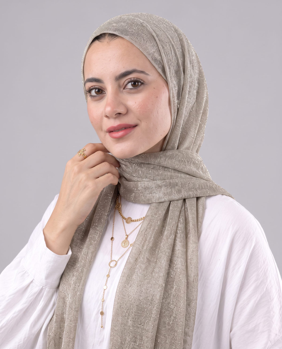 Soft Crinkle Scarf in Beige #Color_Beige