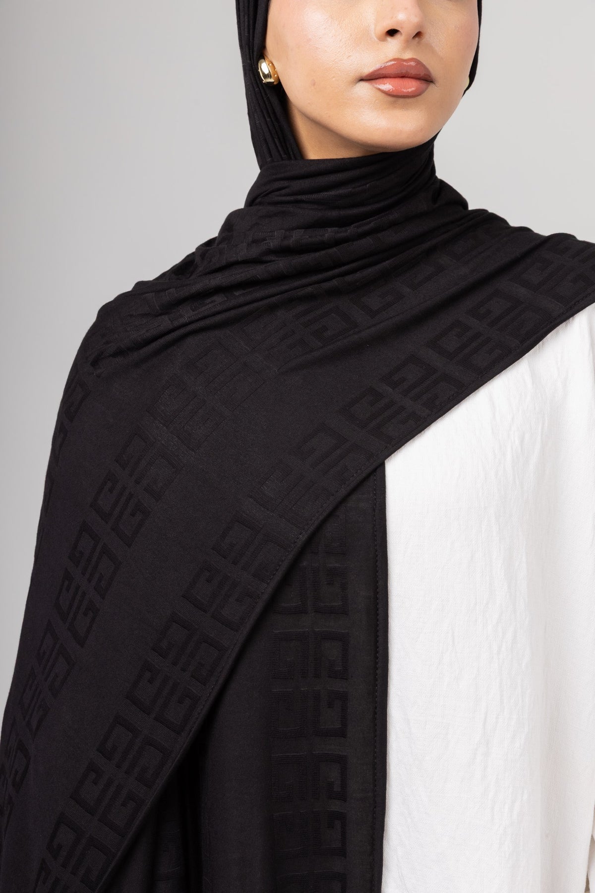 Maze Kuwaiti Scarf in Black #Color_Black