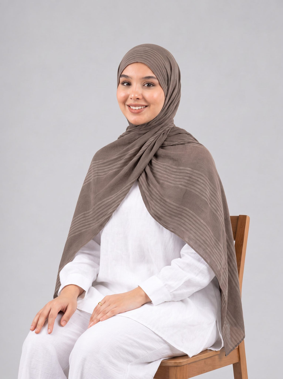 Cotton Stripe Border Kuwaiti Scarf in Dusty #Color_Dusty