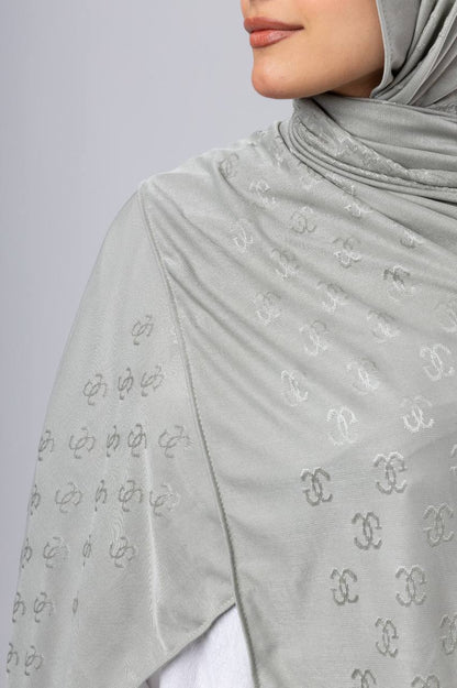 C Jacquard Kuwaiti Scarf in Light Grey #Color_Light Grey