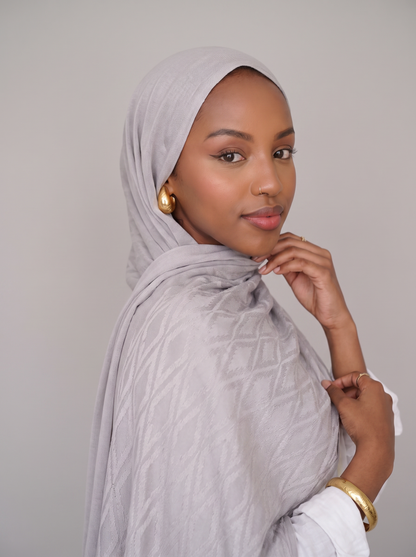 Samarkand Kuwaiti Scarf in Grey #Color_Grey
