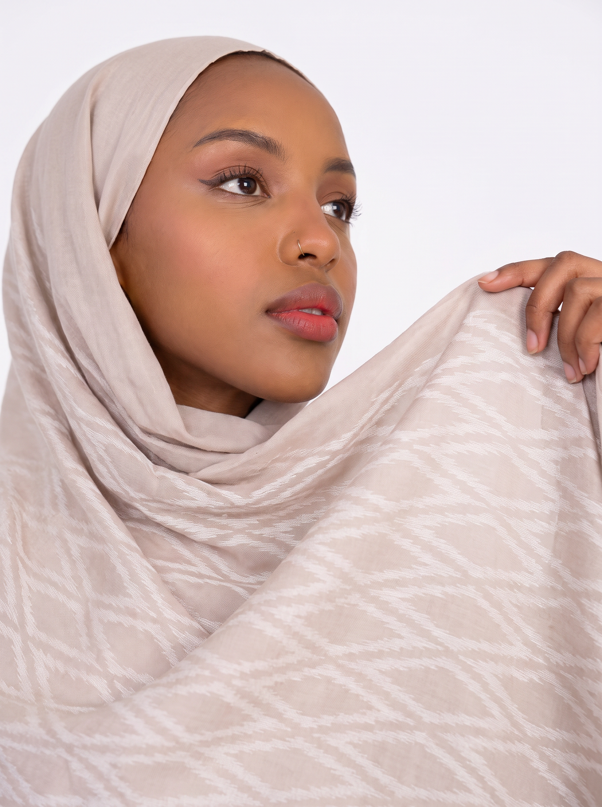 Samarkand Kuwaiti Scarf in Light Beige #Color_Light Beige