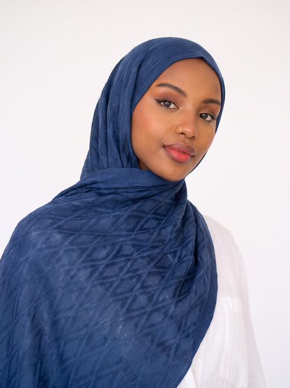 Samarkand Kuwaiti Scarf in Navy #Color_Navy