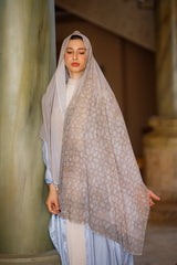 Diamond Aura Veiled Elegance