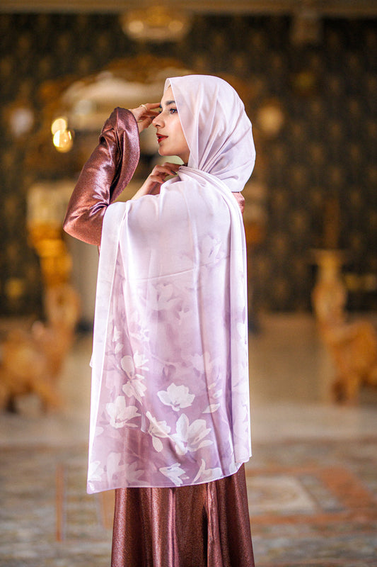 حجاب بيج بخشب البندق