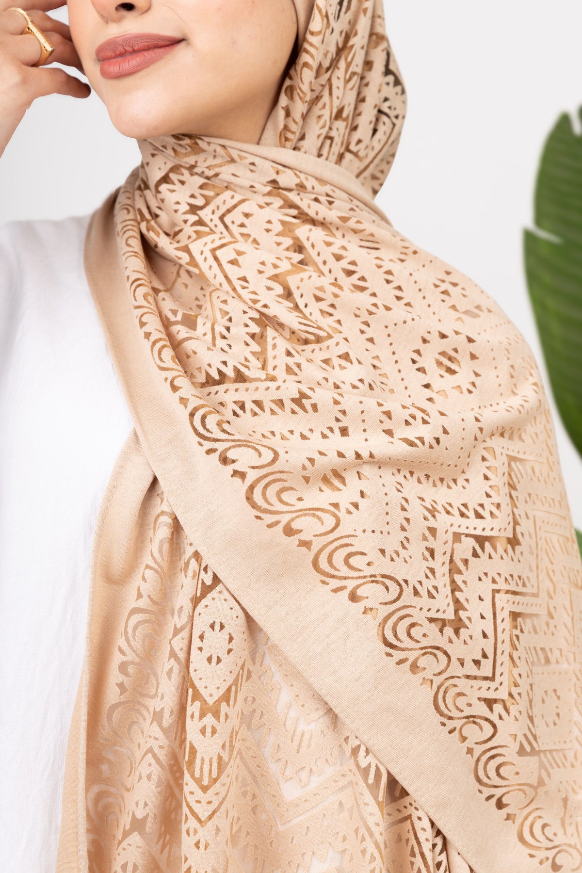 Atlas Devore Kuwaiti Scarf in Camel #Color_Camel