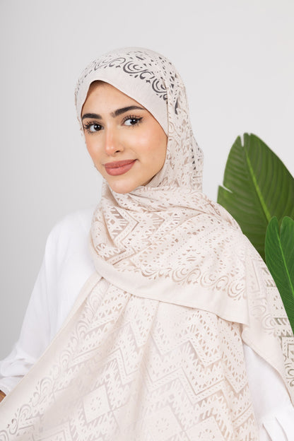 Atlas Devore Kuwaiti Scarf in Cream #Color_Cream