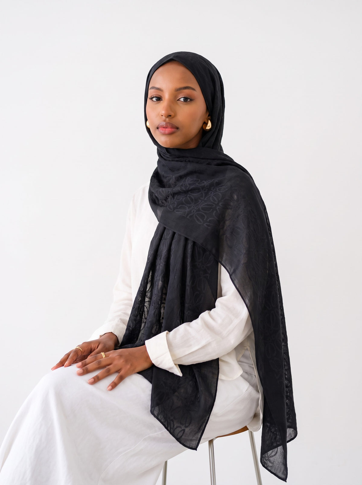 Anagram Weave Kuwaiti Scarf in Black #Color_Black
