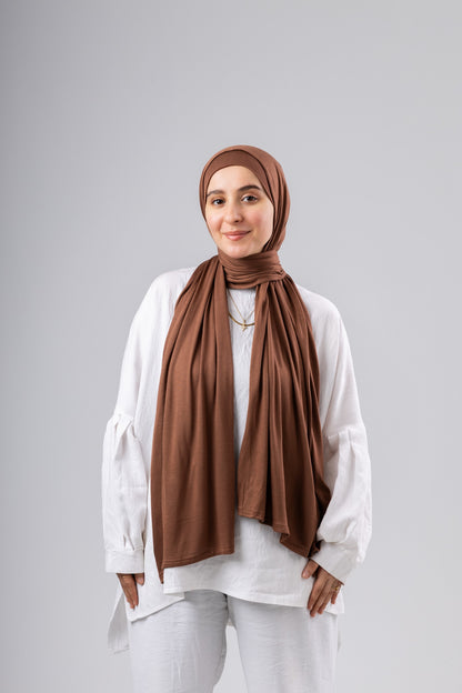 Jel Scarf and Bonnet Set in Brown #Color_Brown