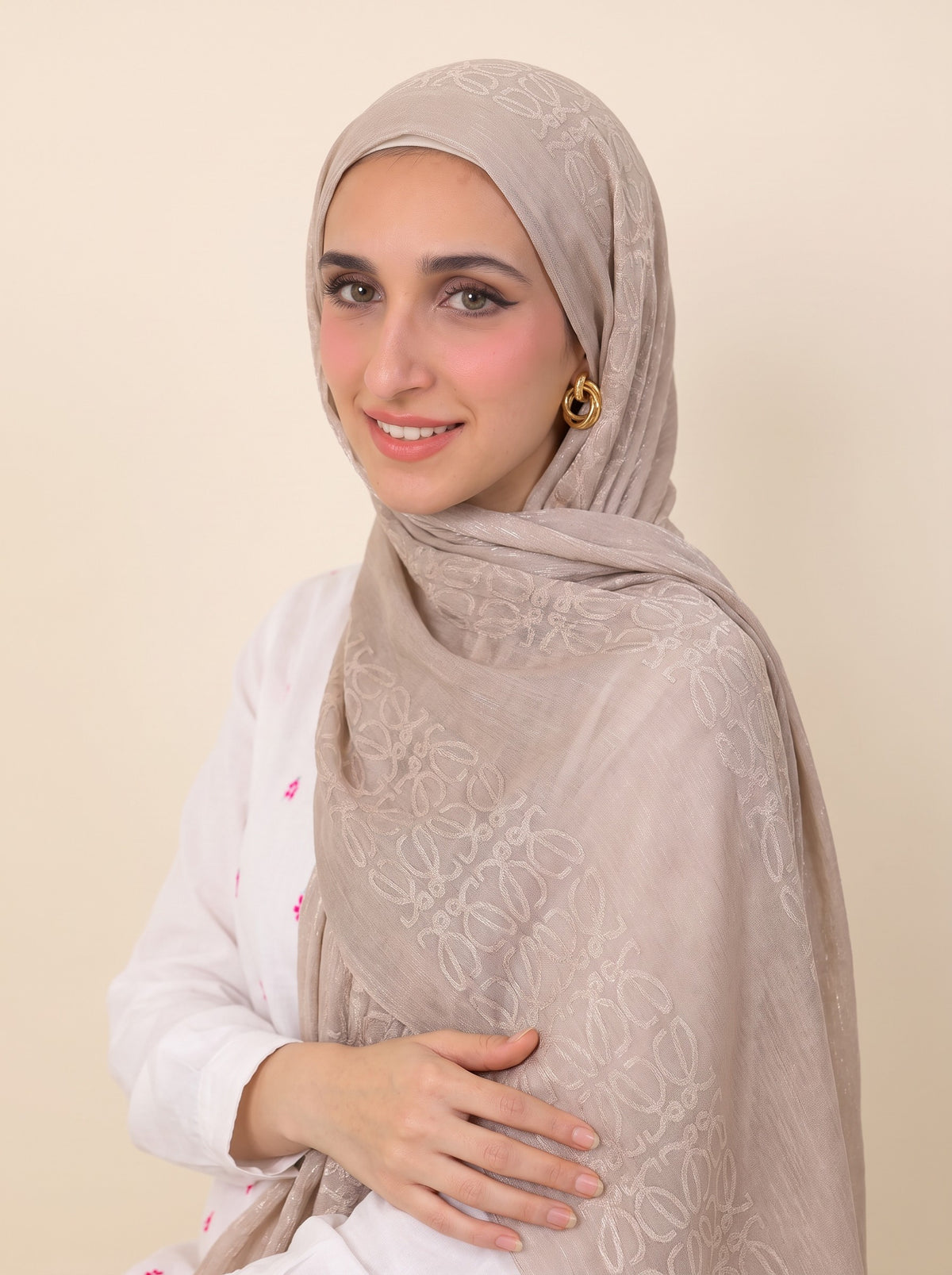 Anagram Weave Kuwaiti Scarf in Cafe #Color_Cafe