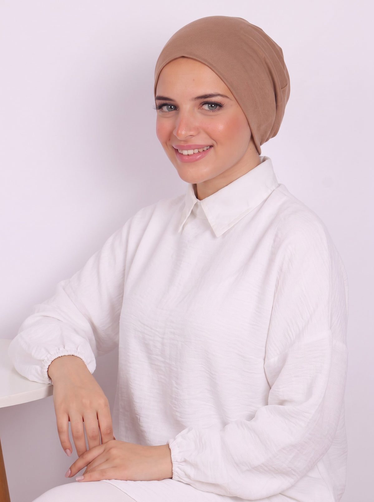 Seamless Bonnet - Cafe
