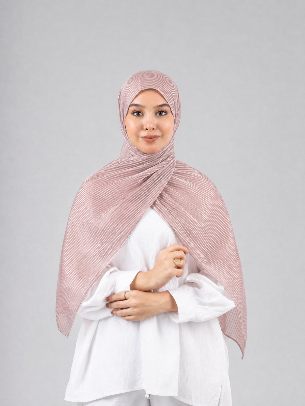 Mirage Pleat Kuwaiti Scarf in Cashmere #Color_Cashmere