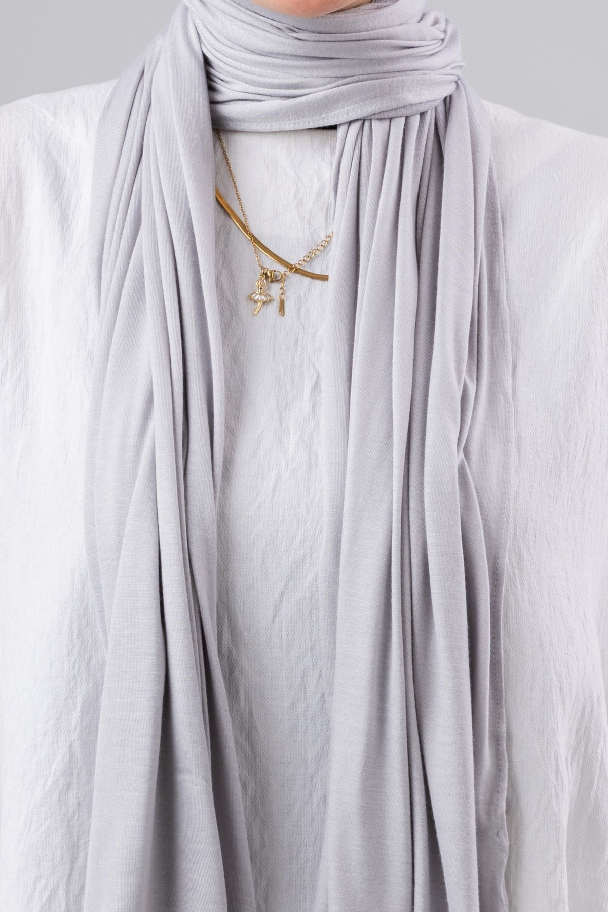 Jel Scarf and Bonnet Set in Grey #Color_Grey