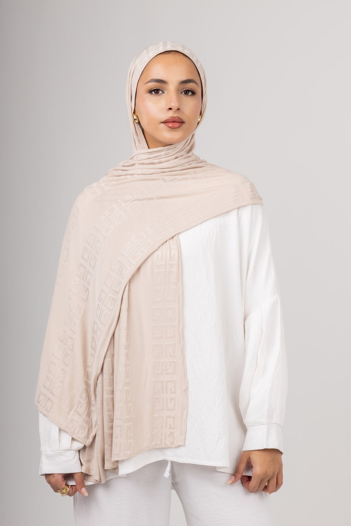 Maze Kuwaiti Scarf in Light Beige #Color_Light Beige