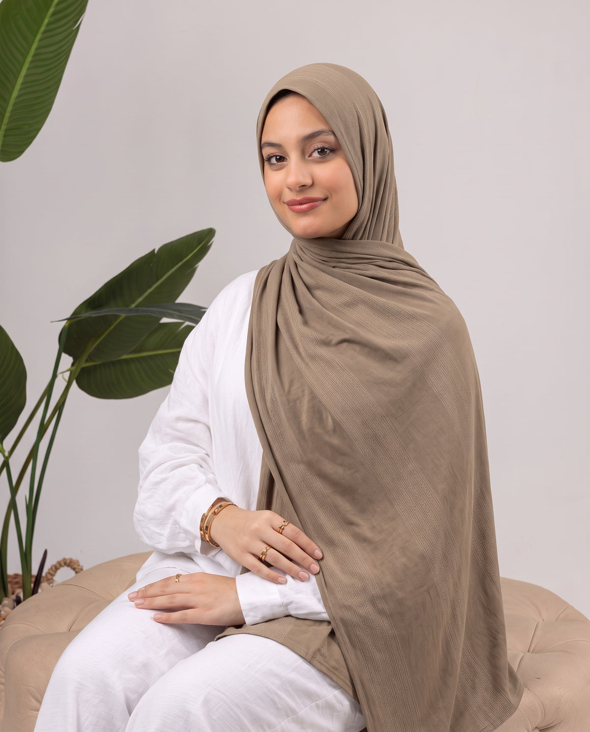 Diamond Stripe Kuwaiti Scarf - Coffee
