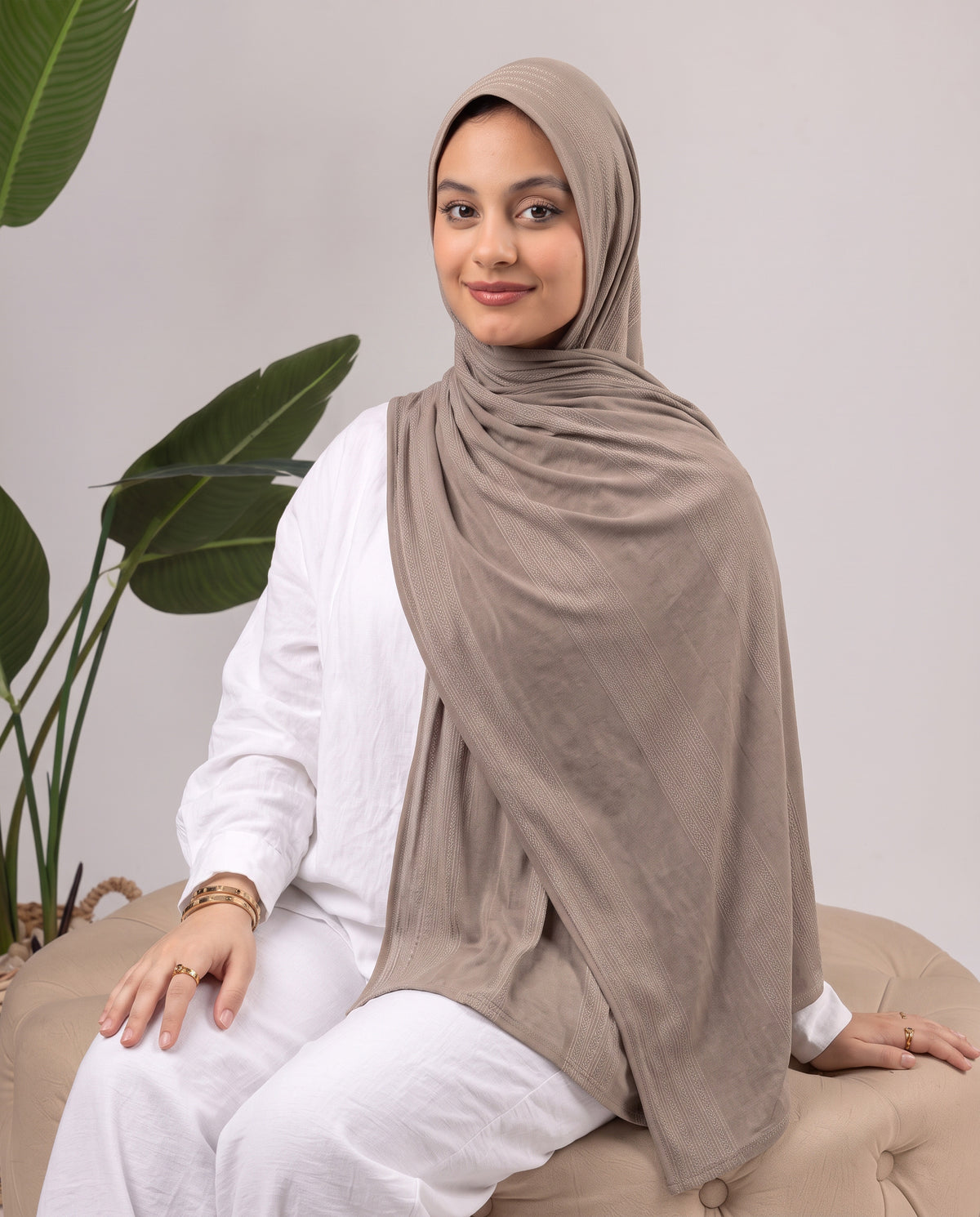Diamond Stripe Kuwaiti Scarf - Taupe