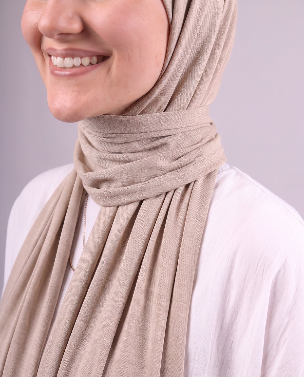 Plain Kuwaiti Scarf - Medium Beige