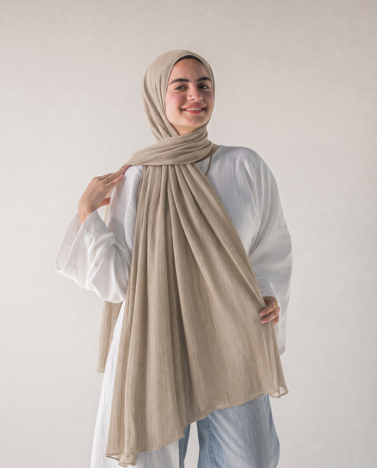 Athena Key Kuwaiti Scarf - Cafe