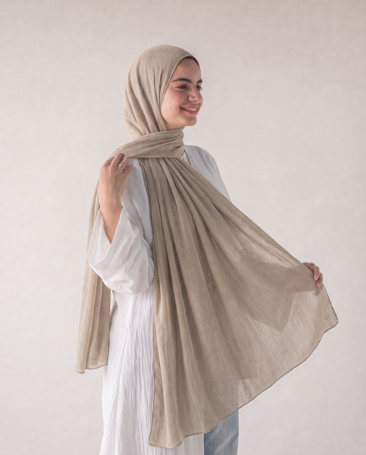 Athena Key Kuwaiti Scarf - Cafe