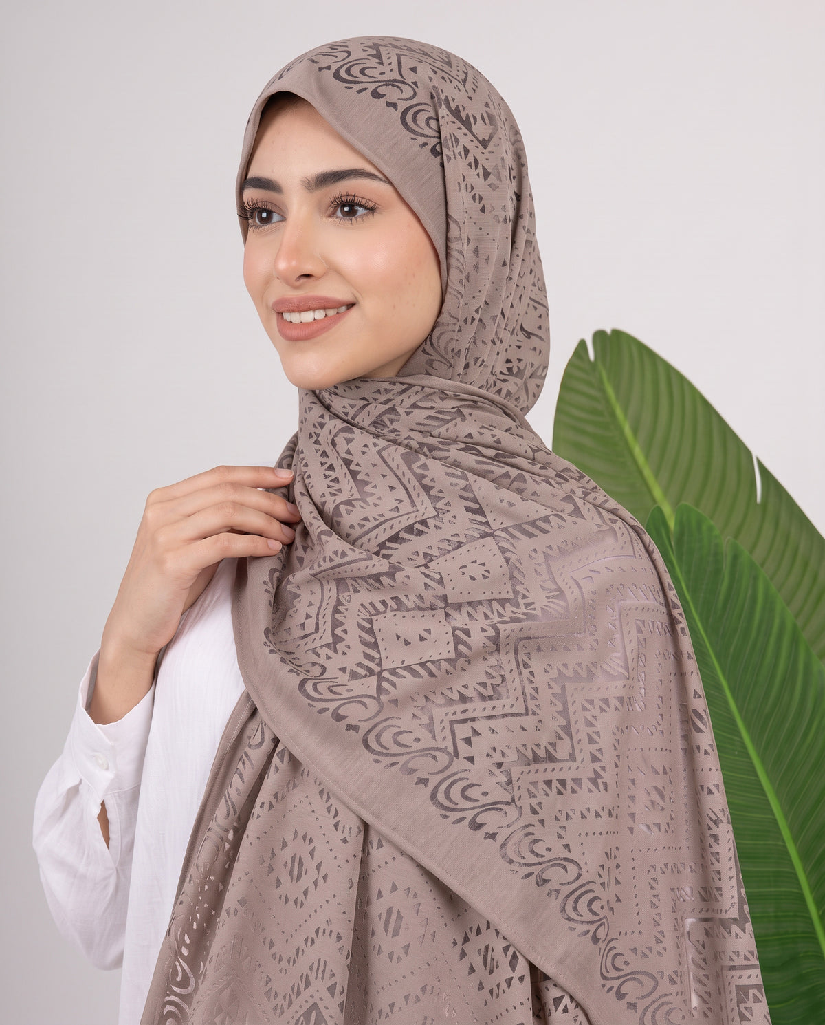 Atlas Devore Kuwaiti Scarf - Taupe Beige