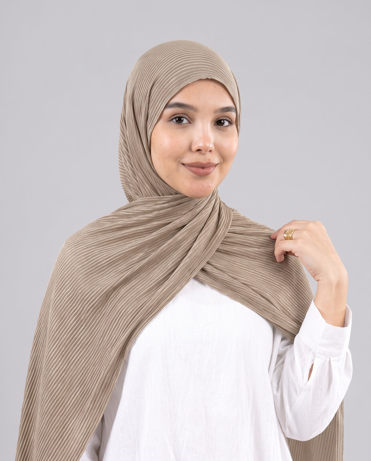 Mirage Pleat Kuwaiti Scarf - Caramel