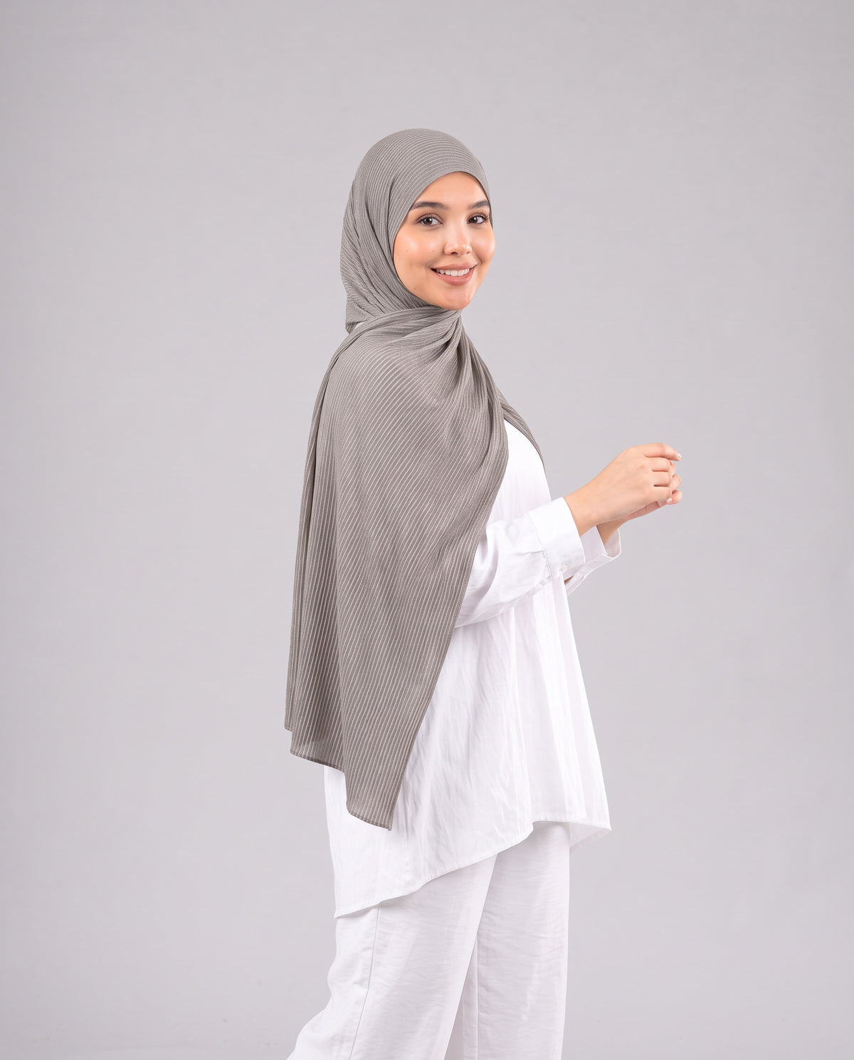Mirage Pleat Kuwaiti Scarf - Dark Beige