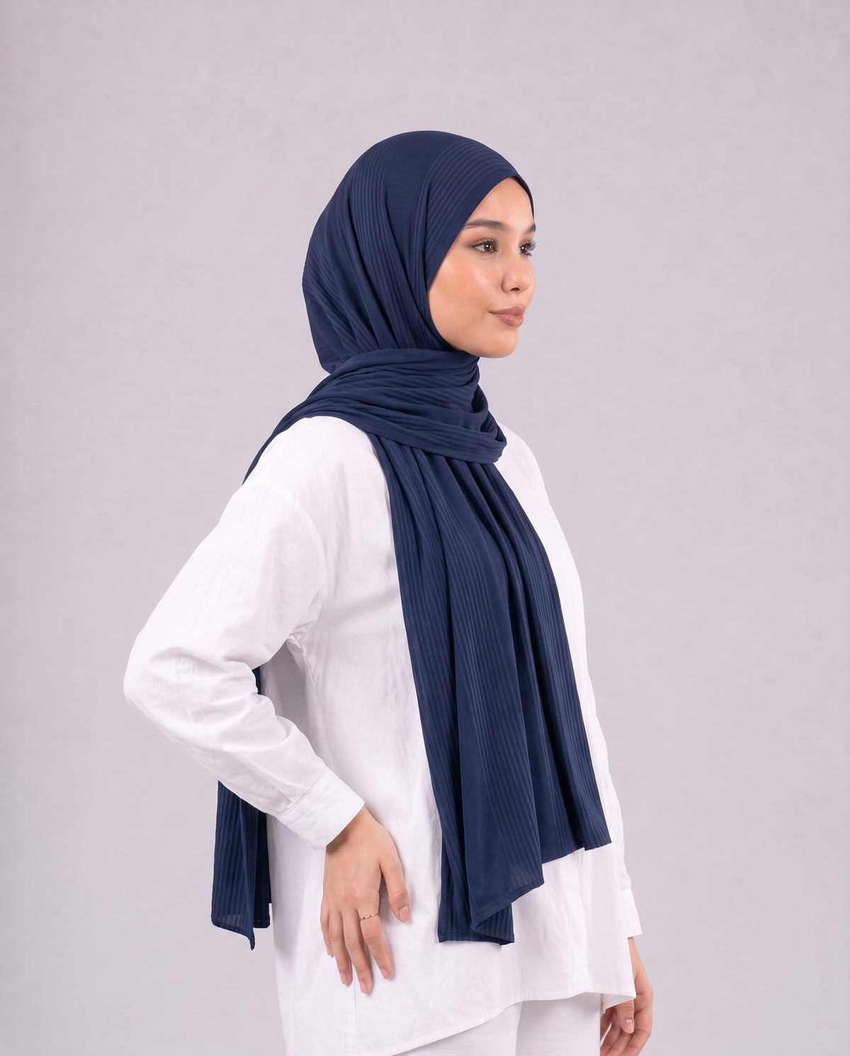 Cotton Stripe Border Kuwaiti Scarf - Navy