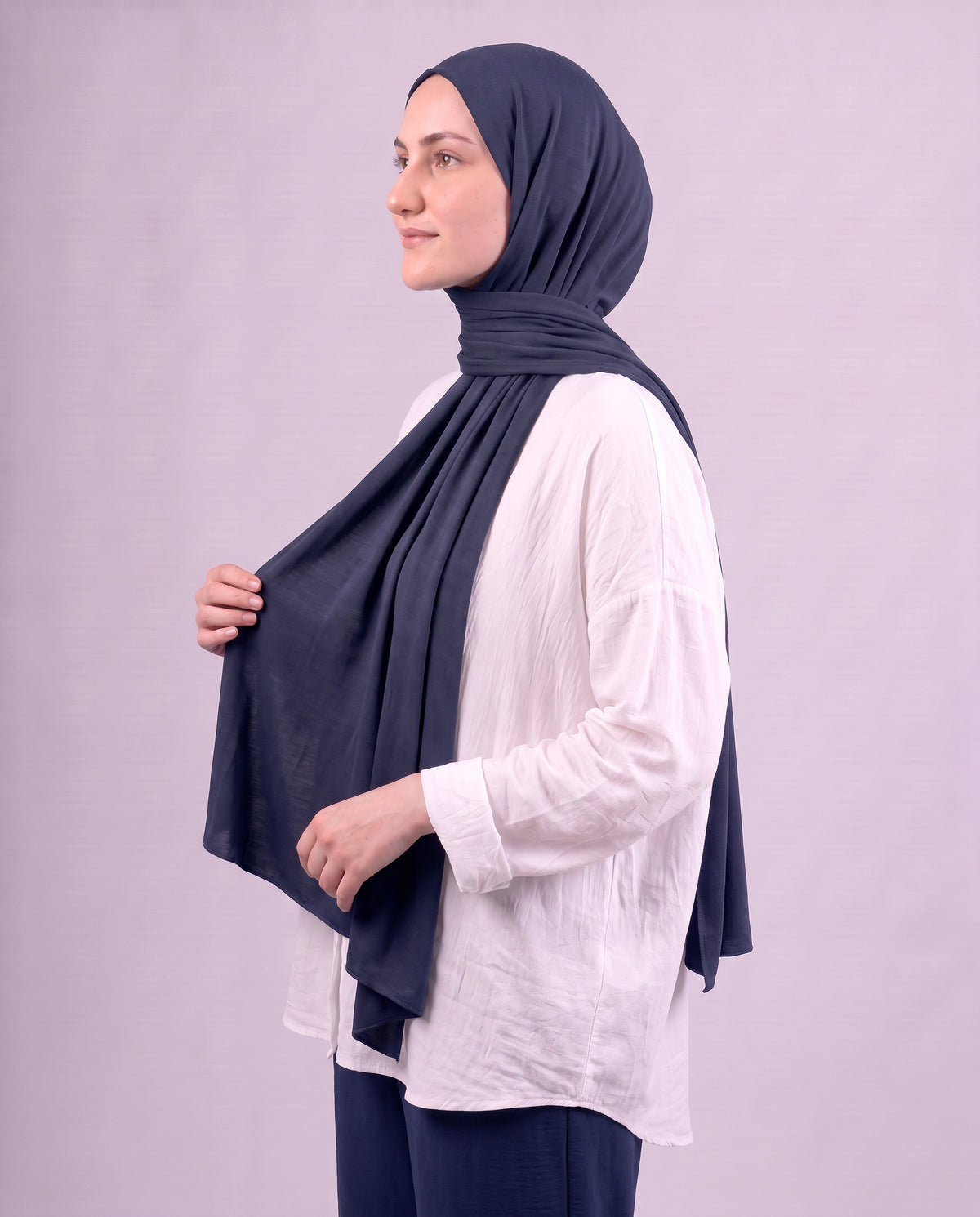 Plain Kuwaiti Scarf - Navy