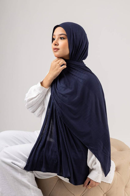 Desert Scale Kuwaiti Scarf in Navy #Color_Navy