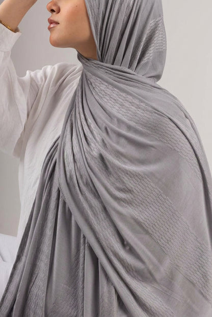 Desert Scale Kuwaiti Scarf in Off White #Color_Off White