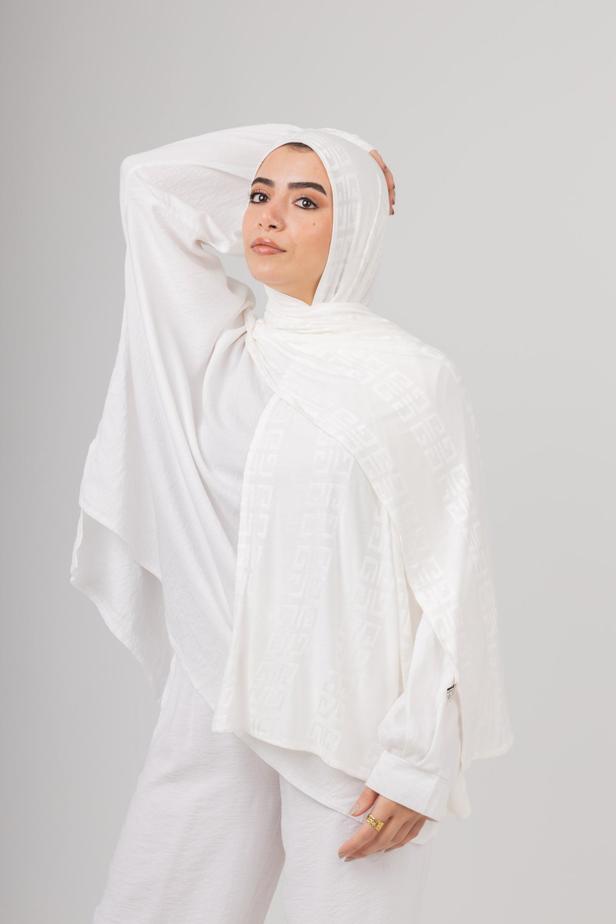 Maze Kuwaiti Scarf in Off White #Color_Off White