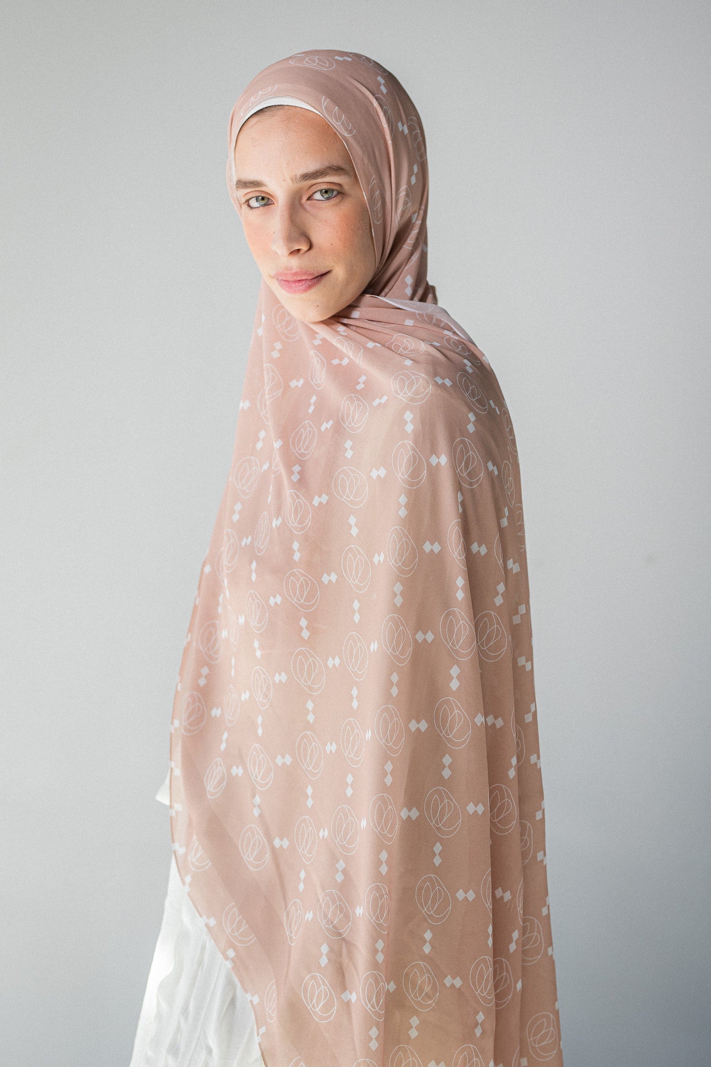 مونوغرام باستيل بيج