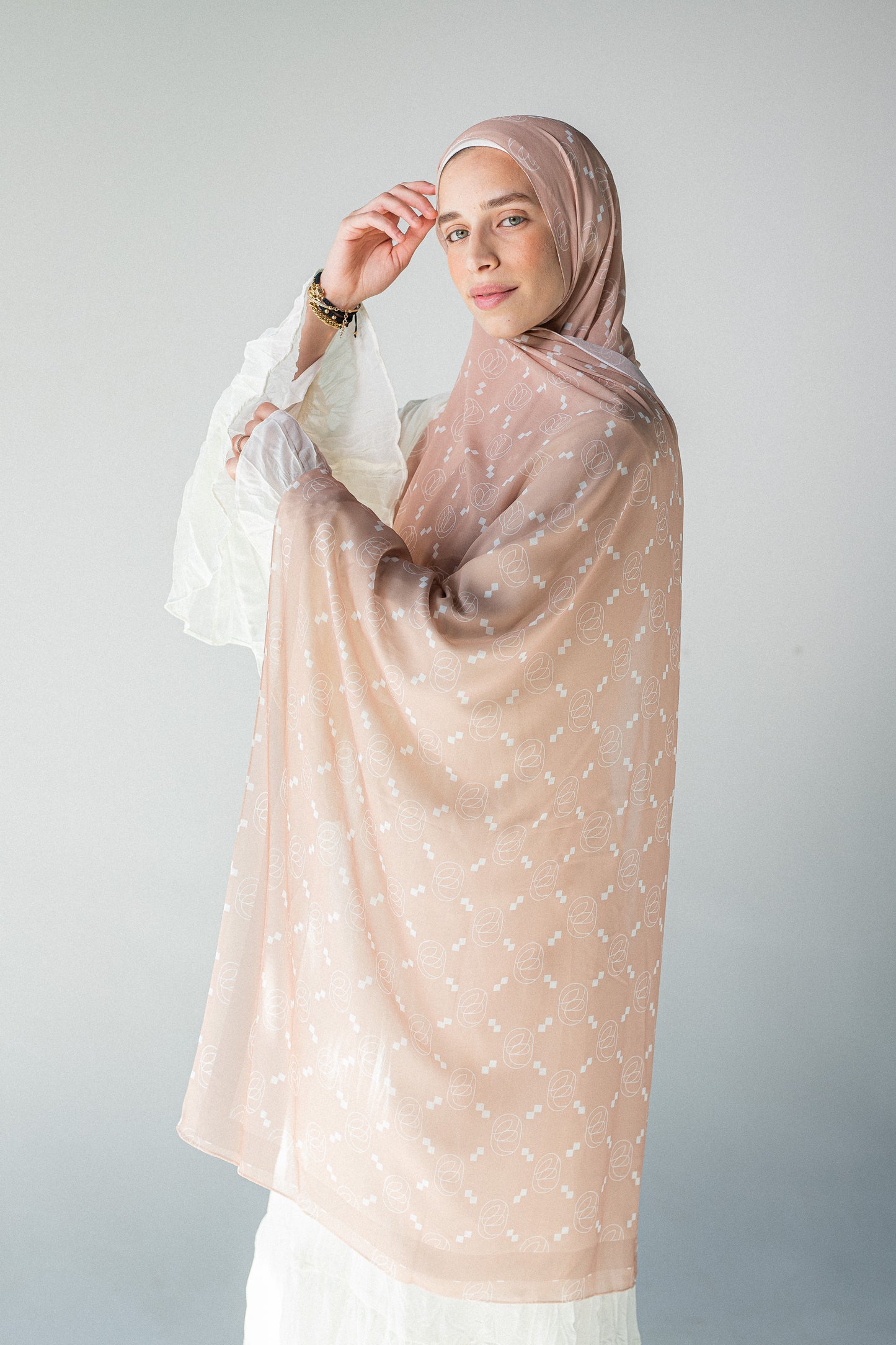 مونوغرام باستيل بيج