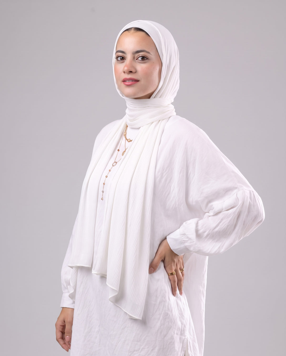 Lulua Scarf and Bandana Set in White #Color_White
